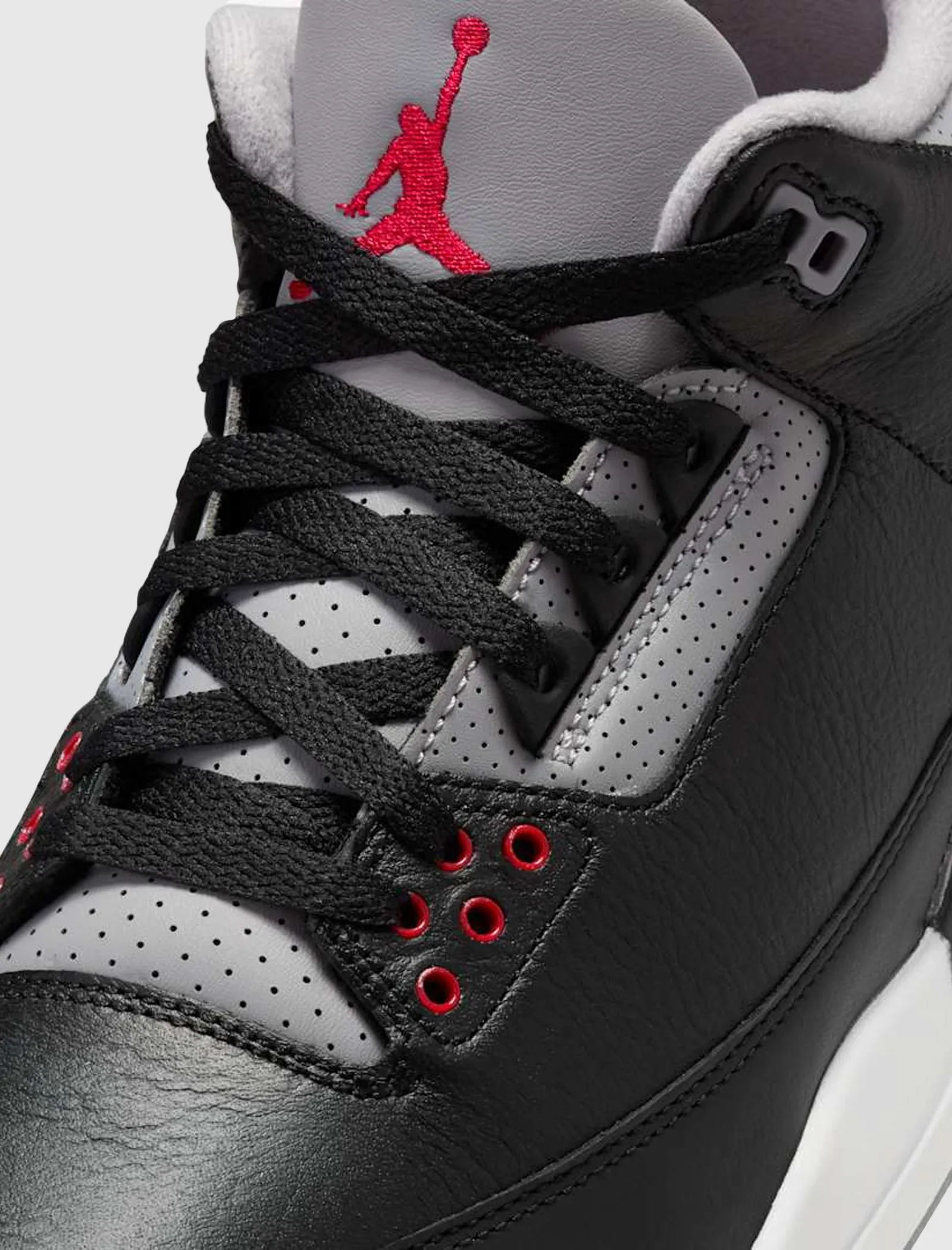 AIR JORDAN 3 RETRO "BLACK CEMENT"
