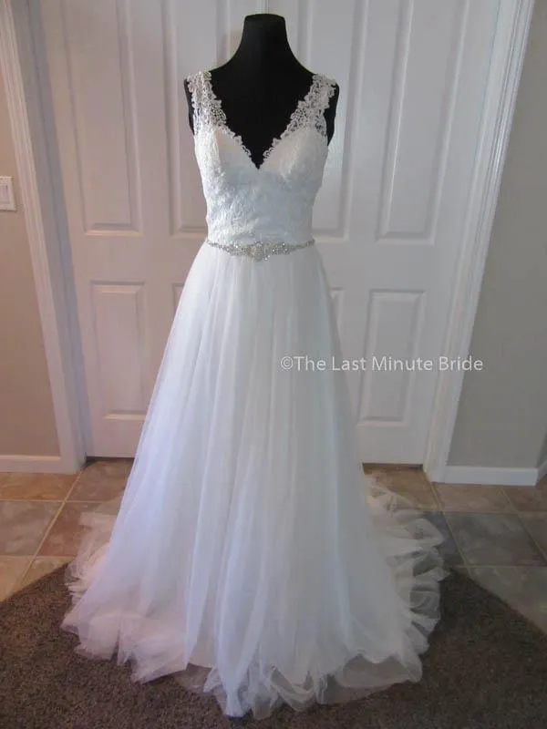 Allure Bridals 9205 Size 6