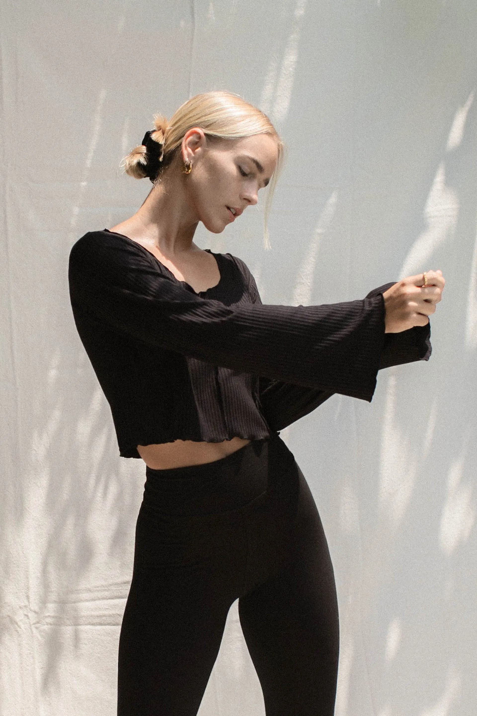 Asana Longsleeve Black
