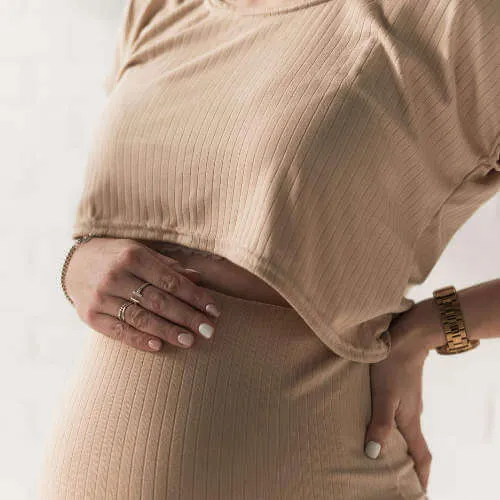 ASHER CROPPED TEE-CAMEL