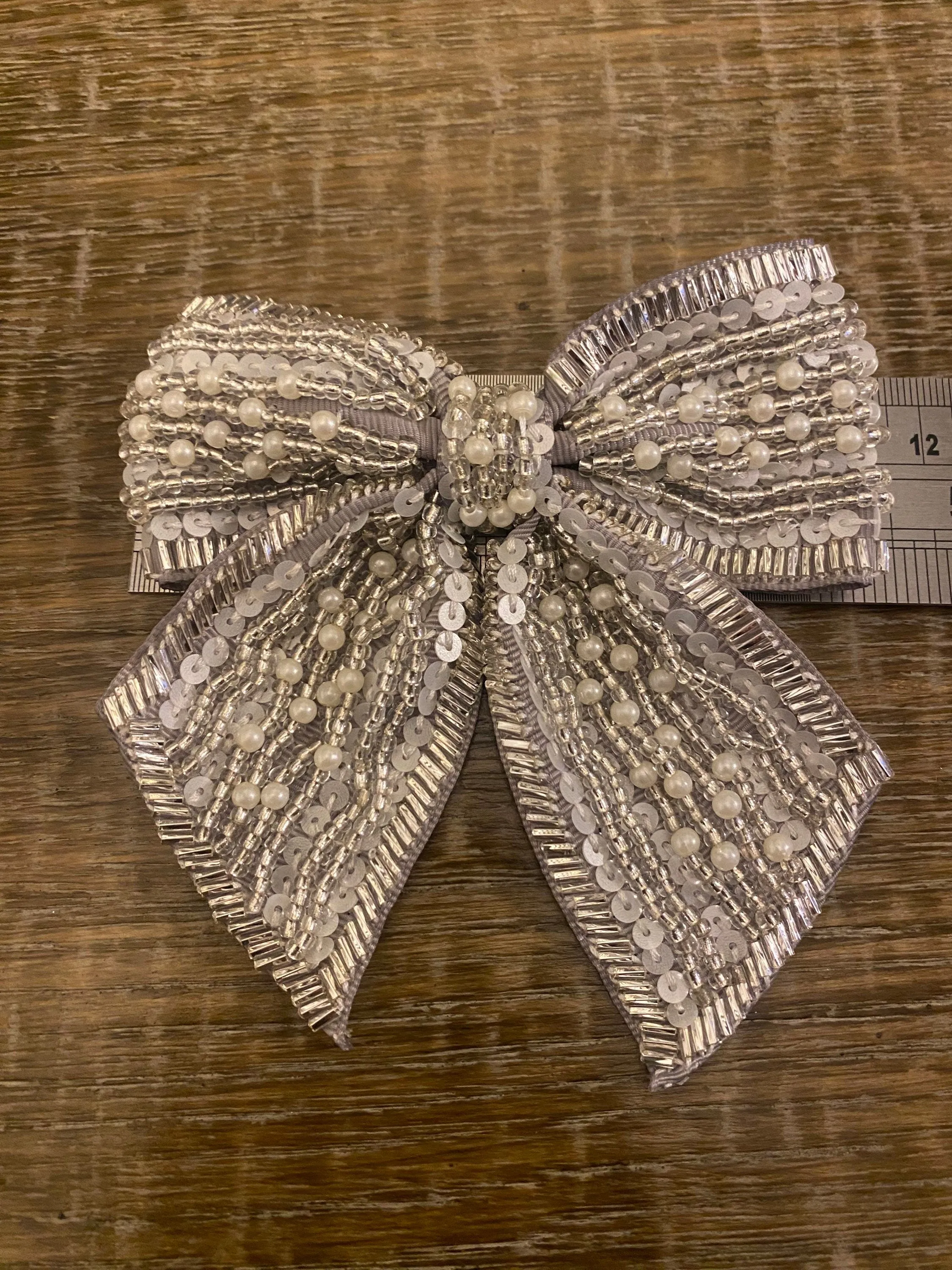 Bow Corsage, Pin On Ribbon Bow, Beaded Bow pin on Corsage, Silver Grey, Pearls Brooch, 11cm x 11cm, 4.5” x 4.5”