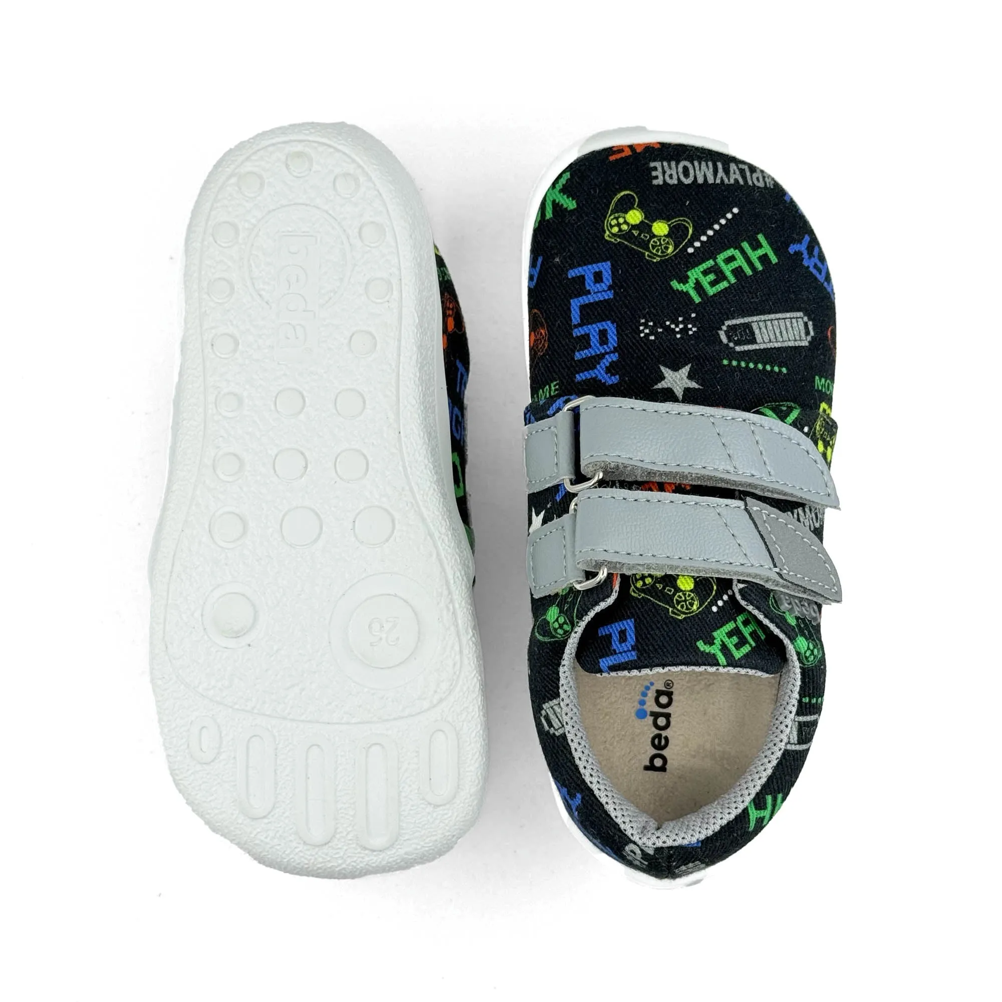 Canvas Sneakers by Beda