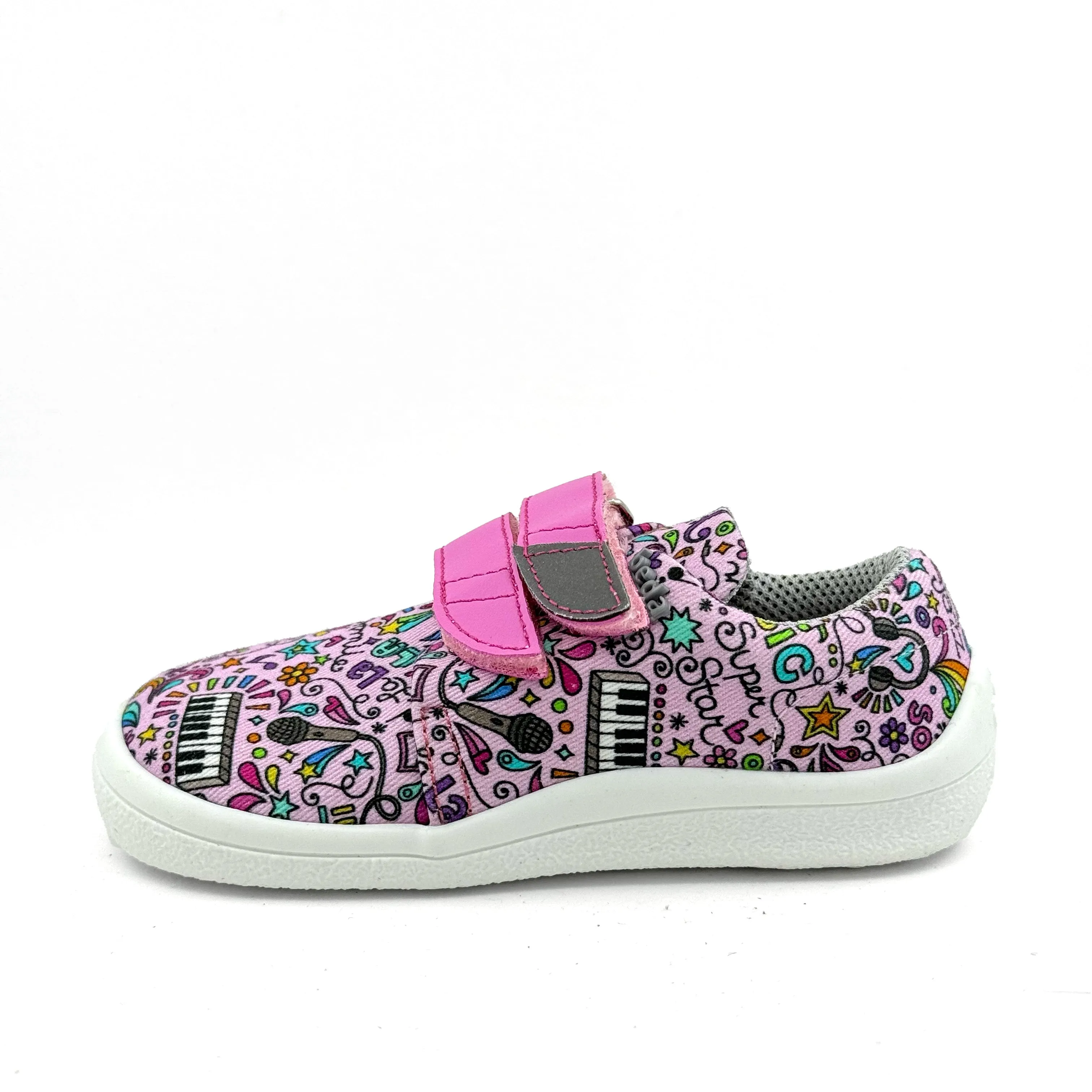 Canvas Sneakers by Beda