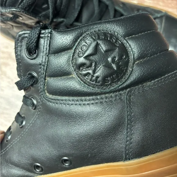 Converse | VGUC High Top Leather All-Stars Gum Soles, Size 9.5