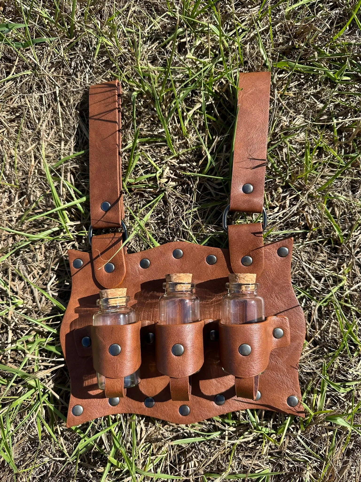 CURVED Magic Potion Elixir Holder Includes 3 Functioning Bottles!