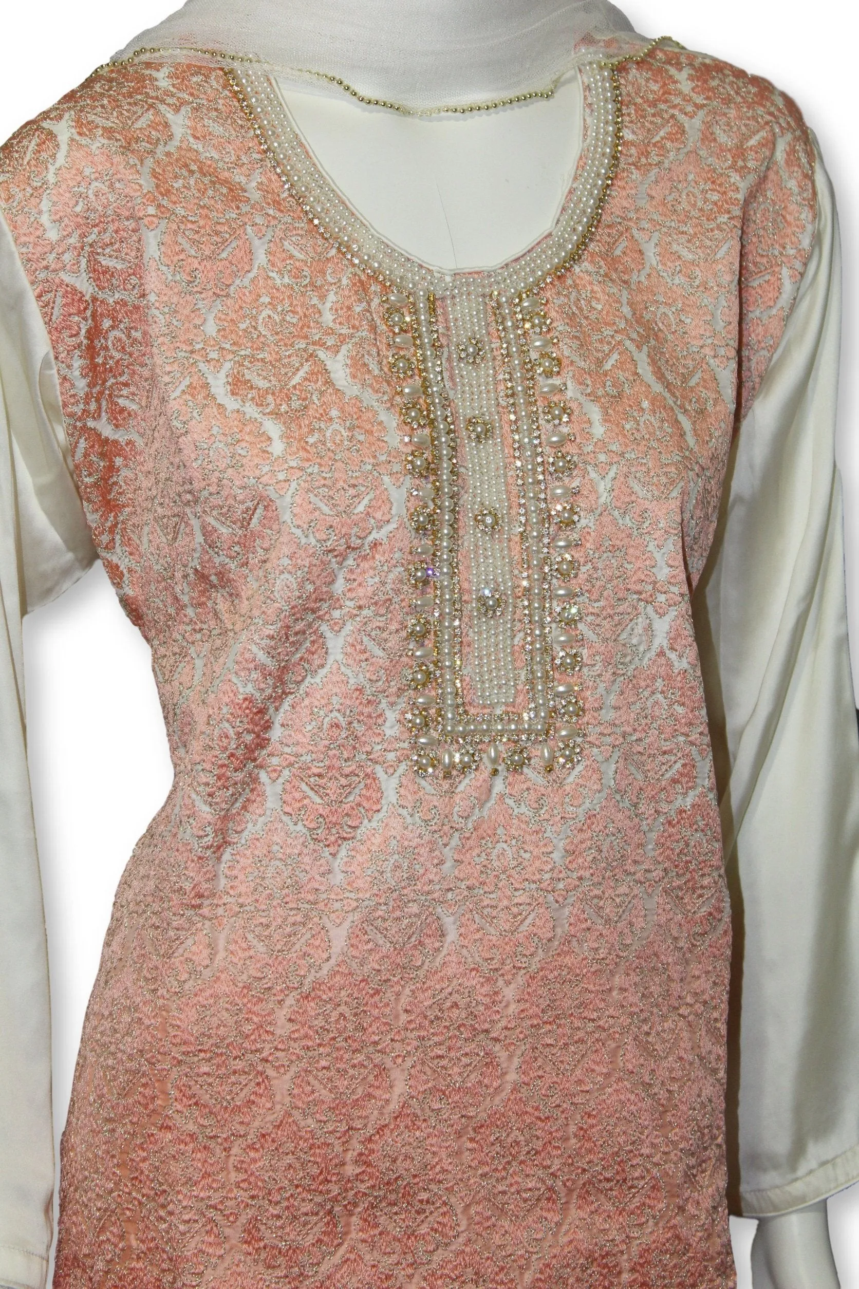D20 Pakistani Indian Women 3 Piece Semi Formal Dress