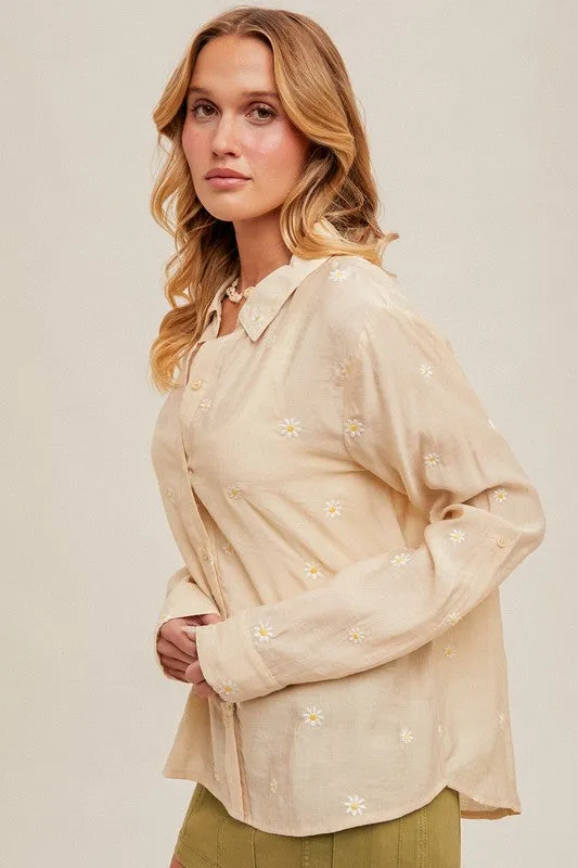 Daisy Embroidered Roll Tab Sleeve Top