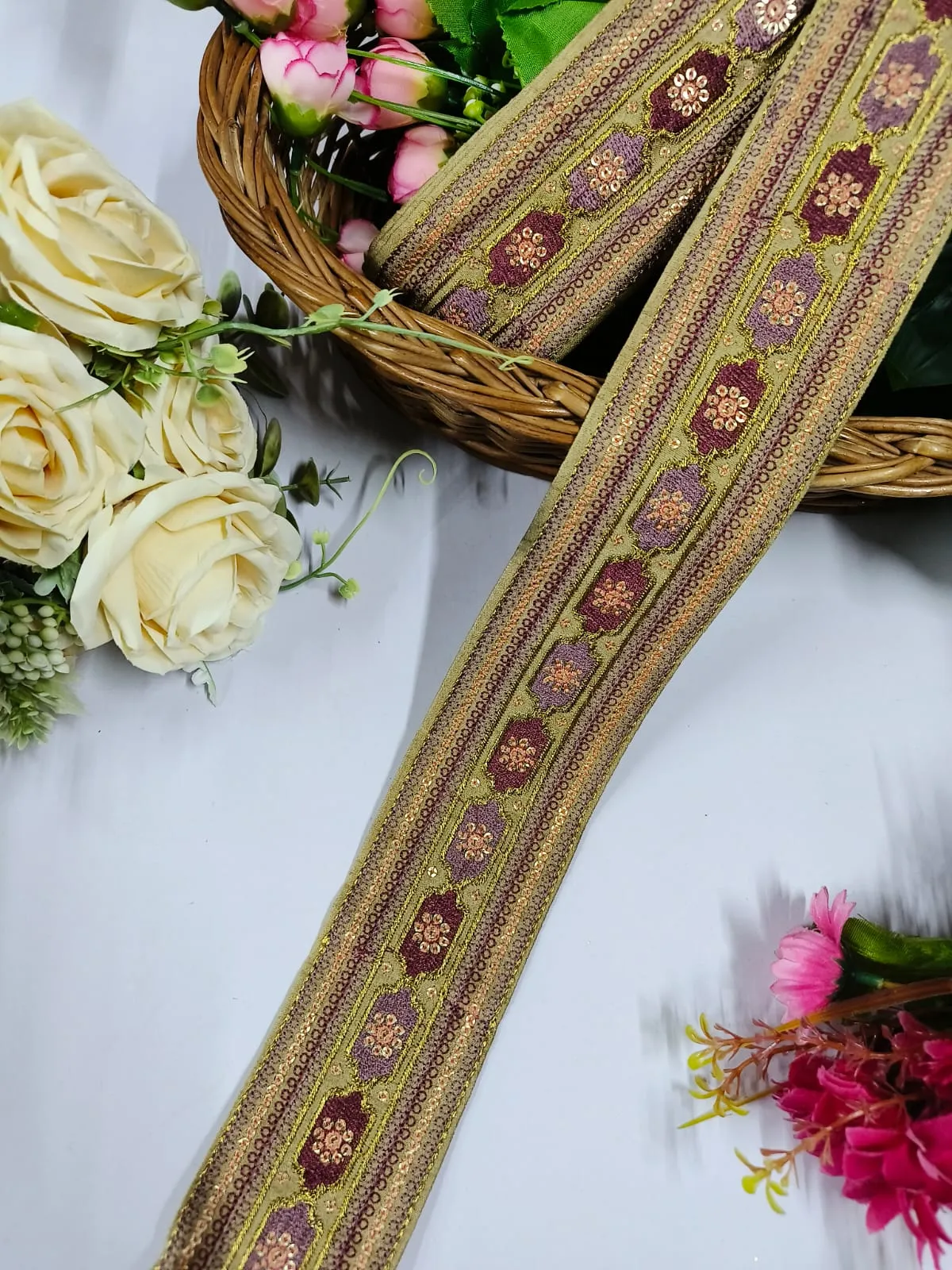 Embroidered Fabric Trim Indian Embroidery Sari Border Crafting Saree Sewing Decorative Beach Bag Cushions Trimmings Ribbons Tape, Jewelry Making Trim, Table Runner Lace - Beige With Multi