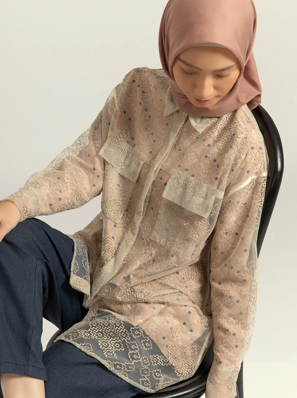 FRIYA LACE TOP POTTERY