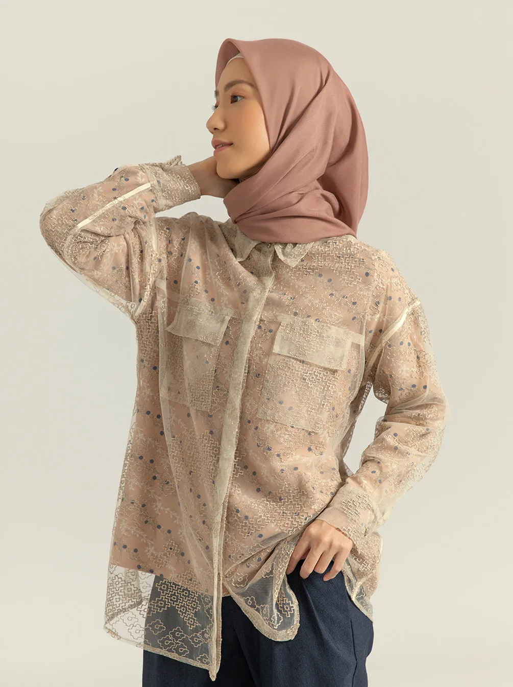 FRIYA LACE TOP POTTERY