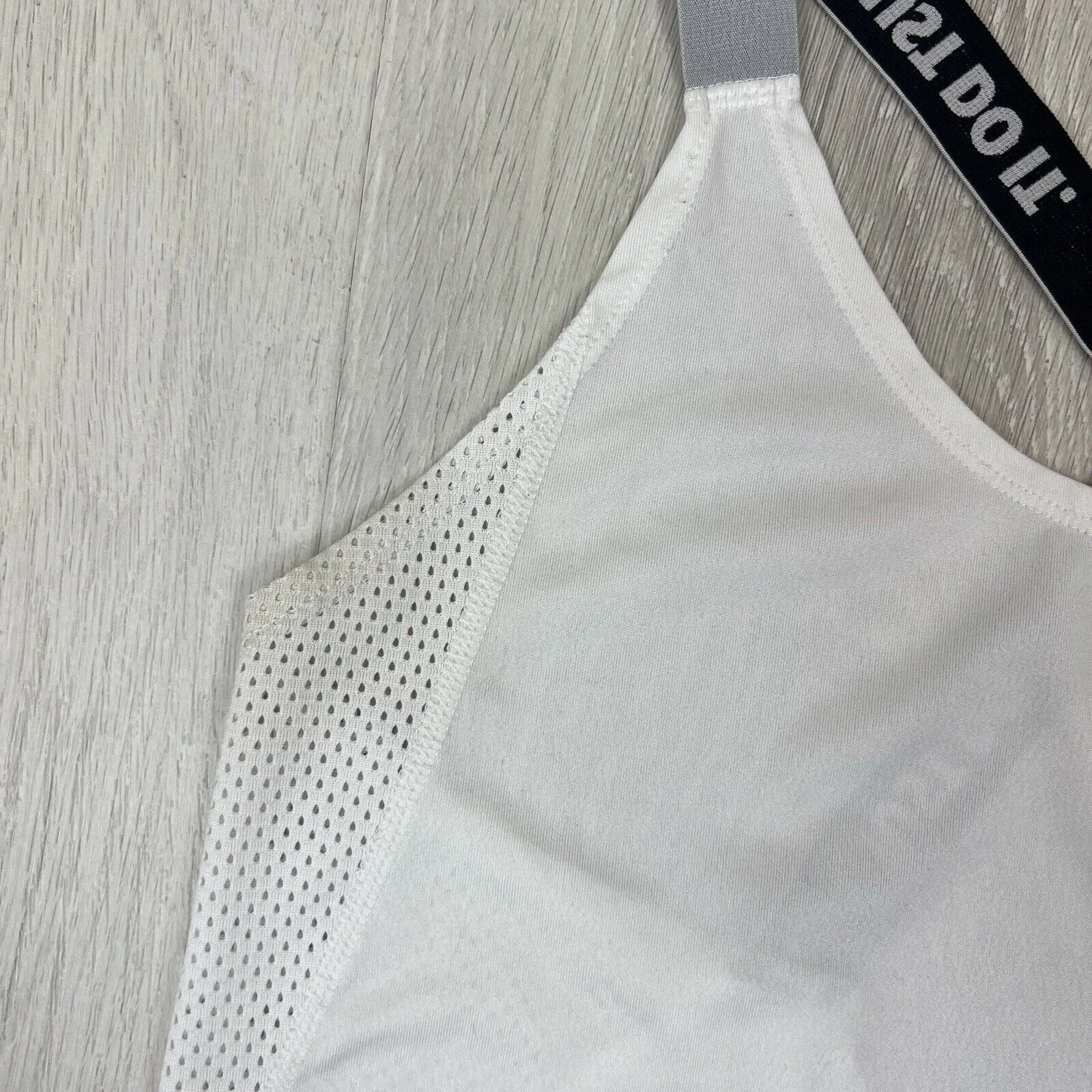 Lorna Jane, Under armour & Nike Womens Tank Top Size Small