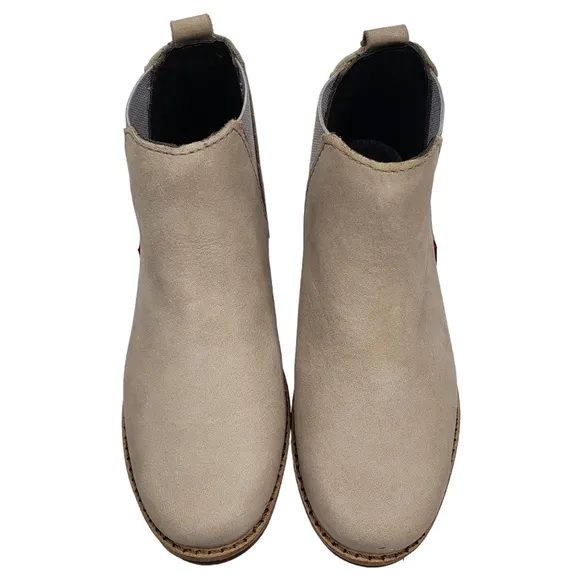 Marc Joseph | NIB Williamsburg Bootie Light Grey Nubuck Chic Leather Girl's 11.5