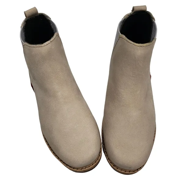 Marc Joseph | NIB Williamsburg Bootie Light Grey Nubuck Chic Leather Girl's 11.5