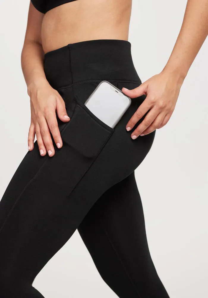 McKenna Capris -Black