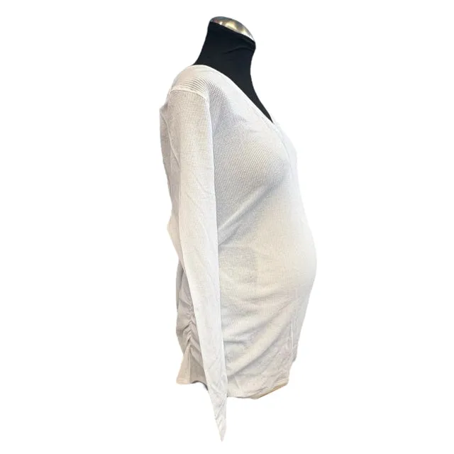Old Navy White Maternity TEE Size XXL