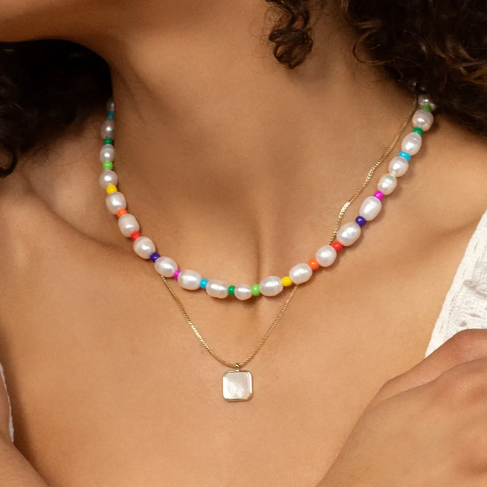 Pearl Necklace With Color
