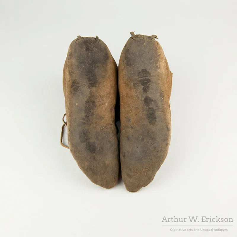 Plateau Woman's High Top Moccasins