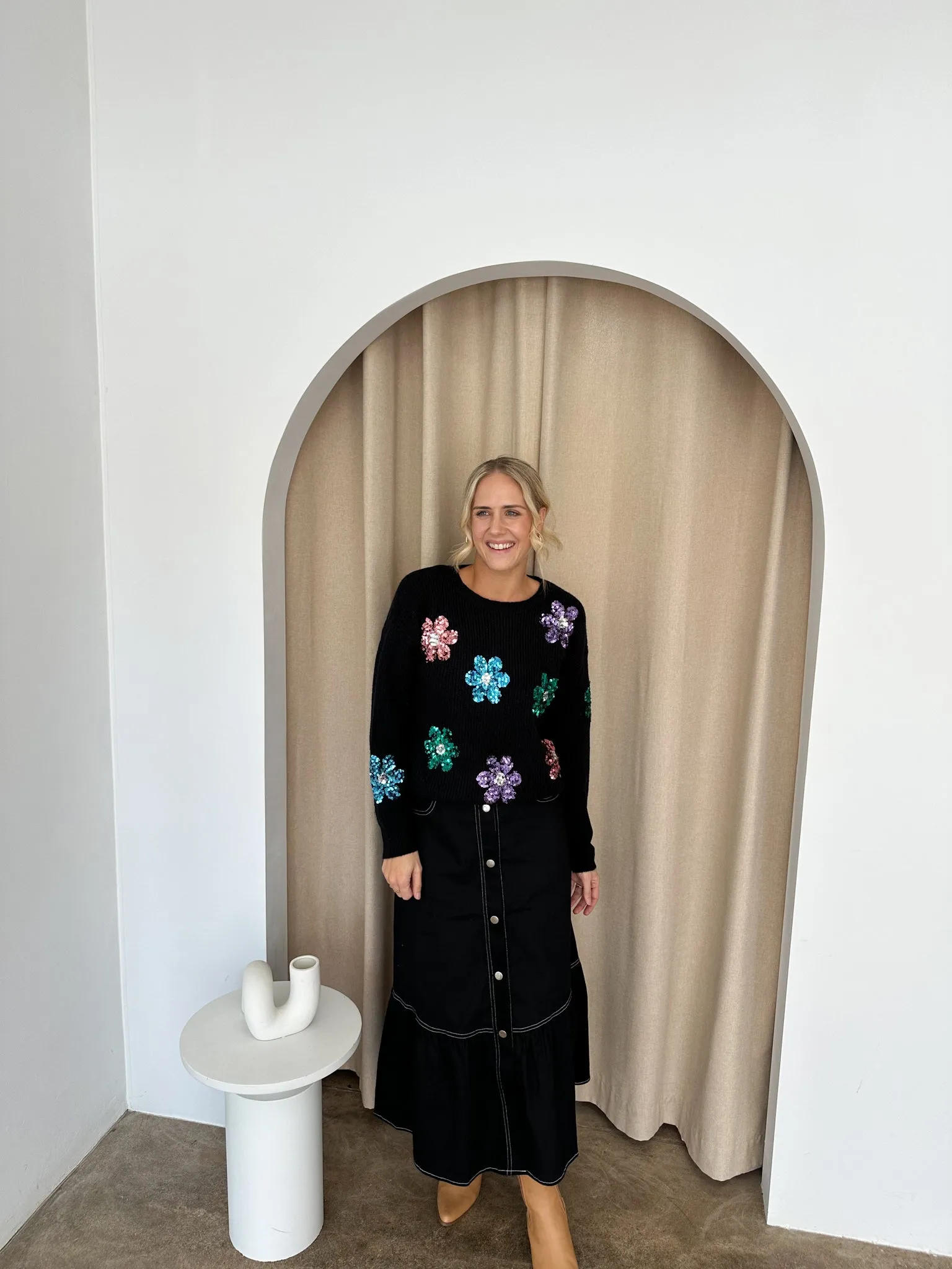 Poppy Knit -Black/ sequins