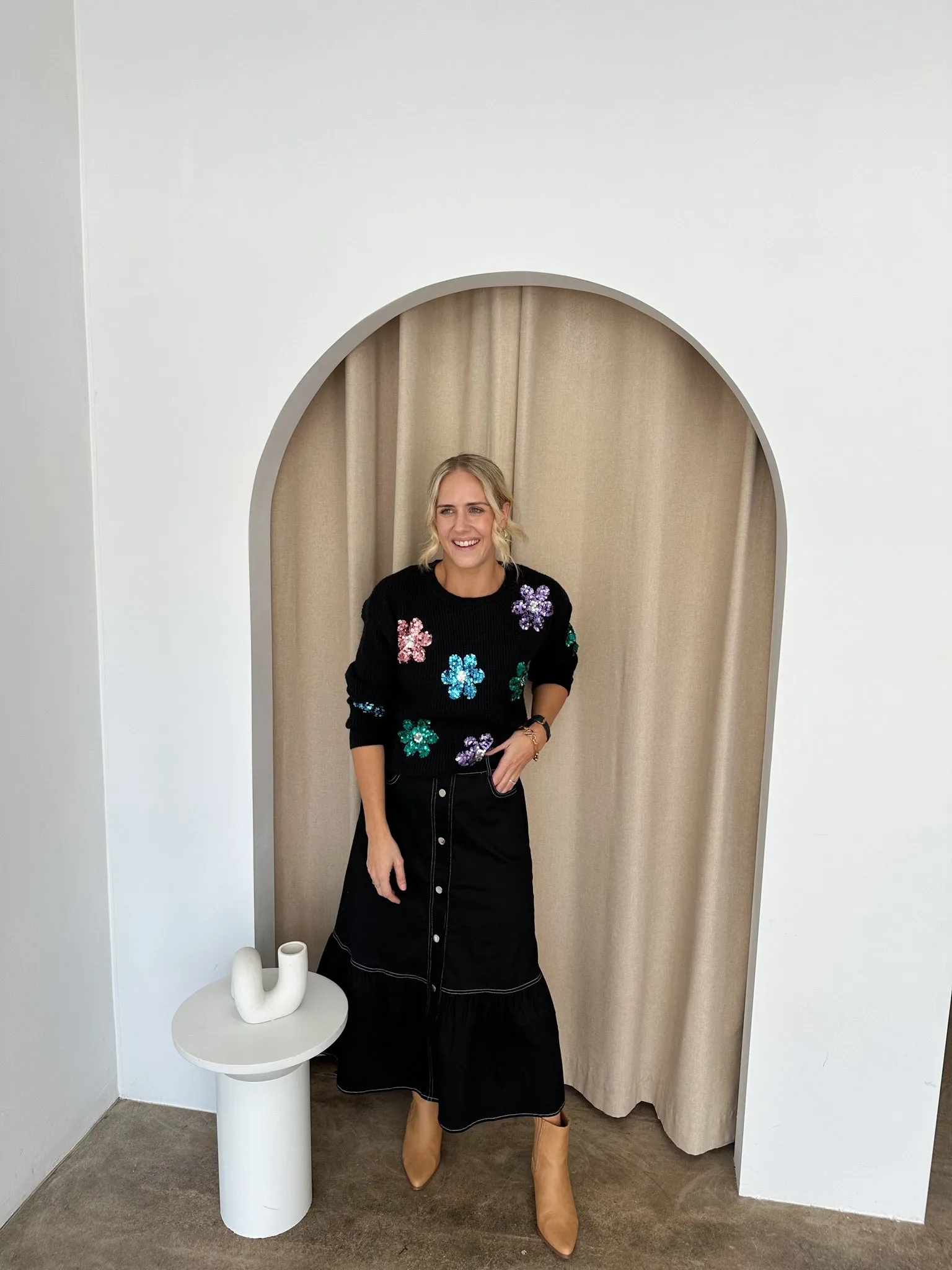 Poppy Knit -Black/ sequins