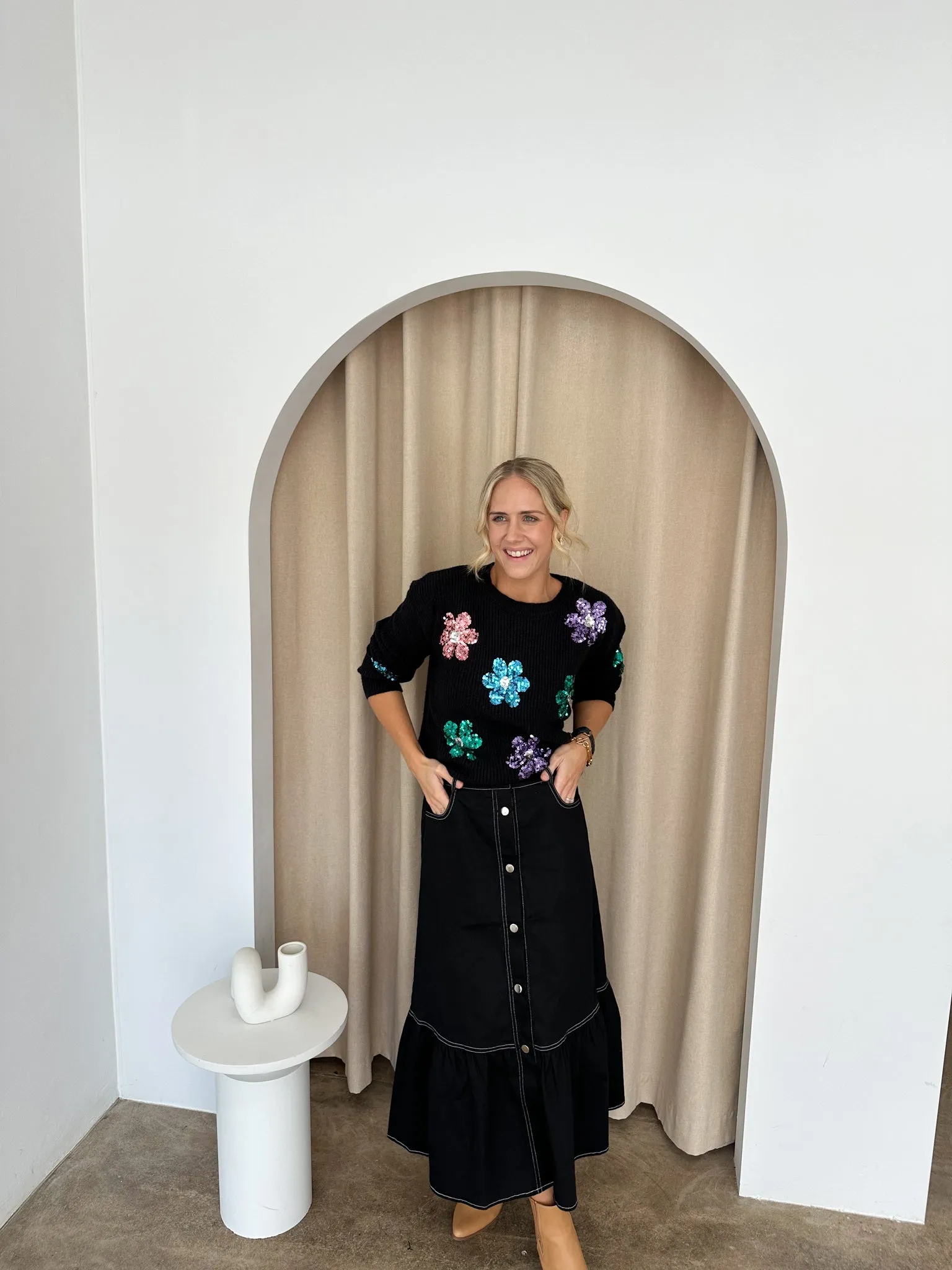 Poppy Knit -Black/ sequins