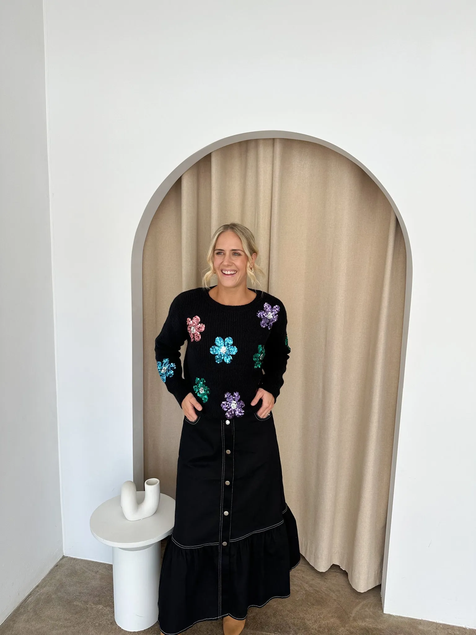 Poppy Knit -Black/ sequins