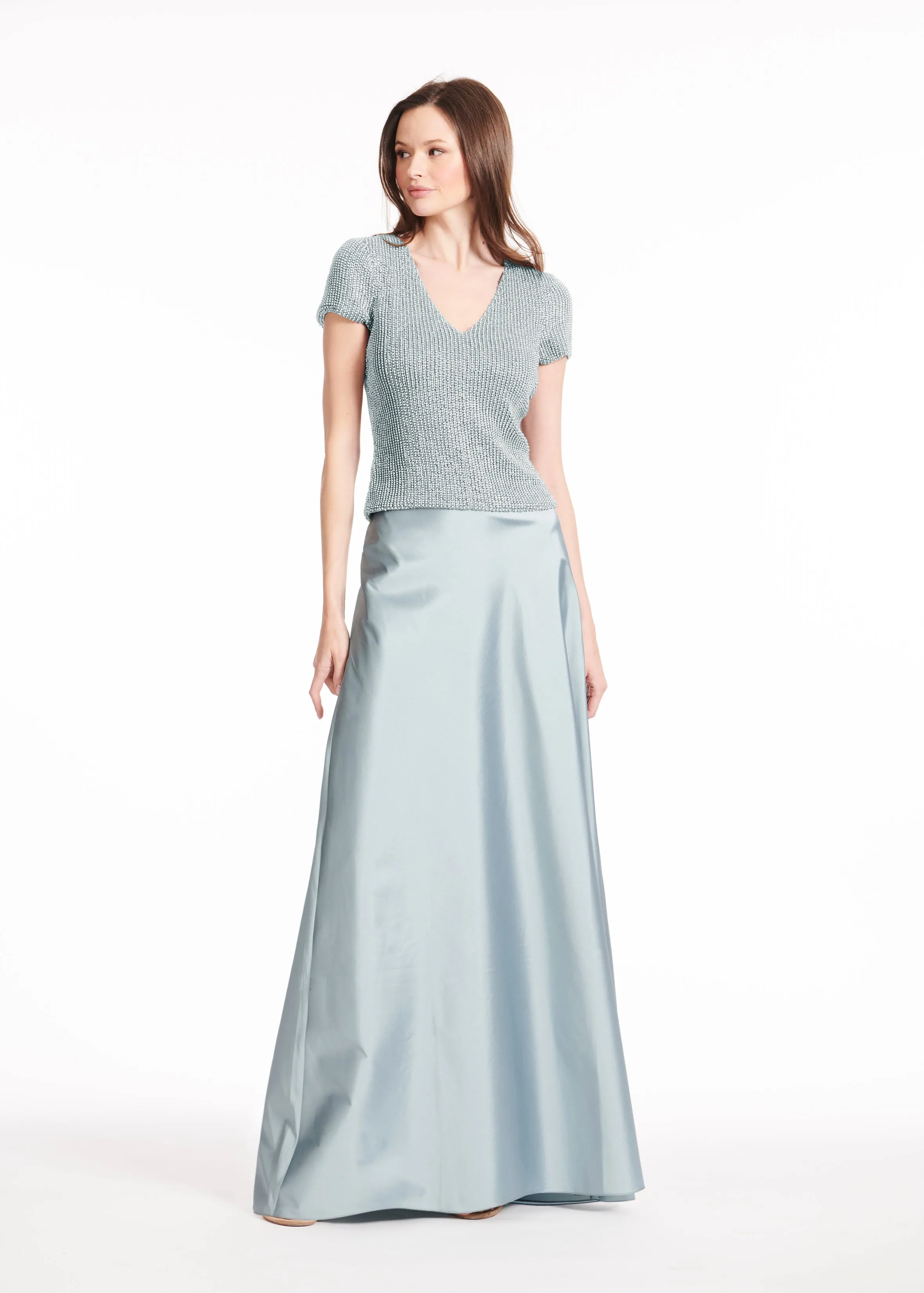 STRETCH PEARL V-NECK BEADED TOP LIGHT BLUE