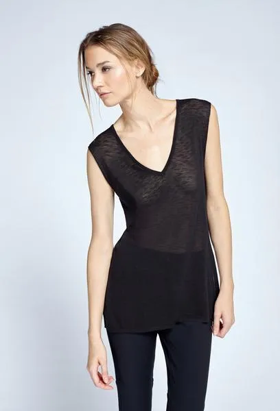 Wren V-Neck Top