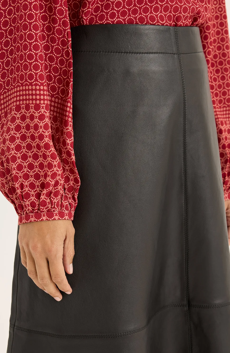 Yarra Trail Raw Hide Skirt